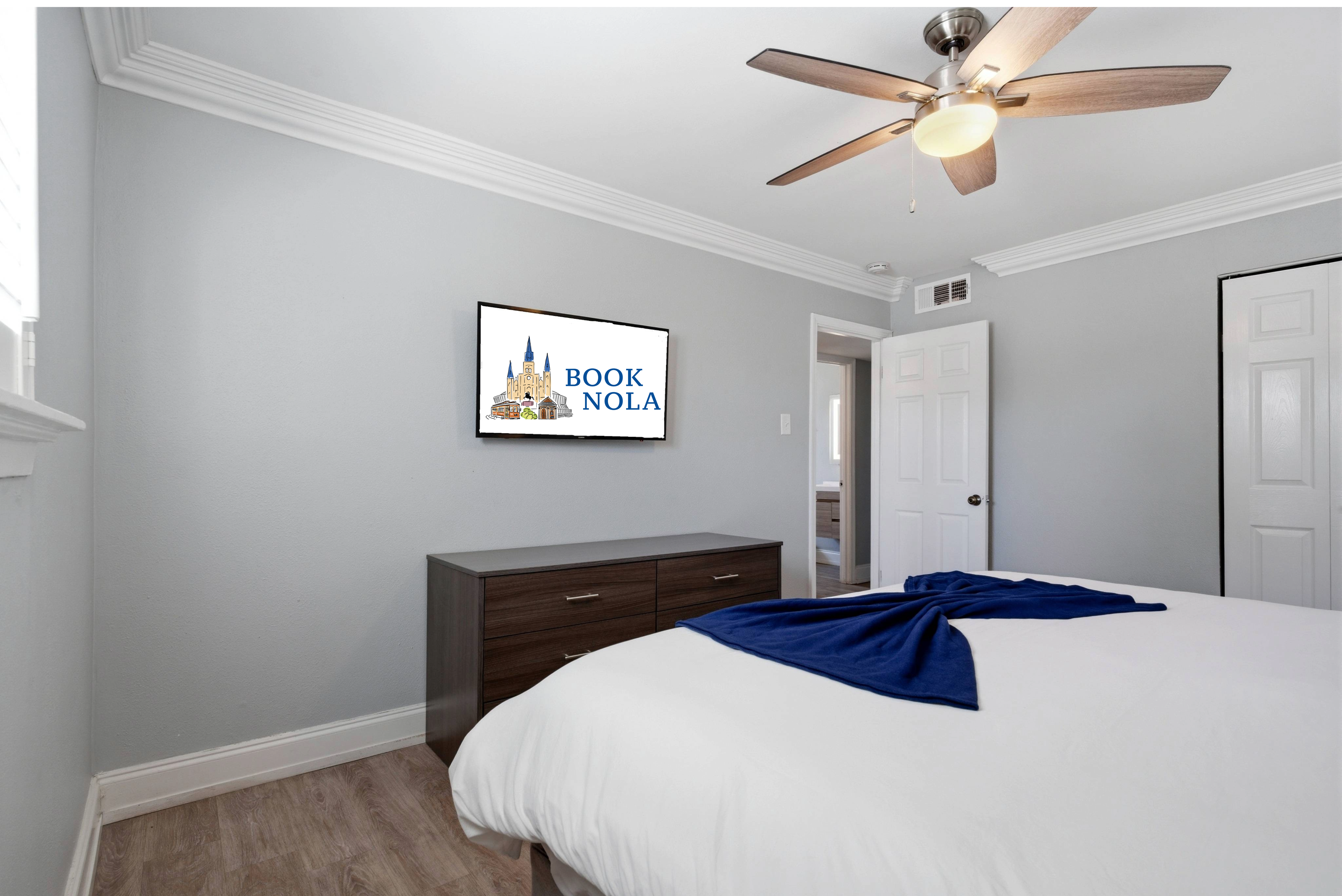 Simple space made for unwinding