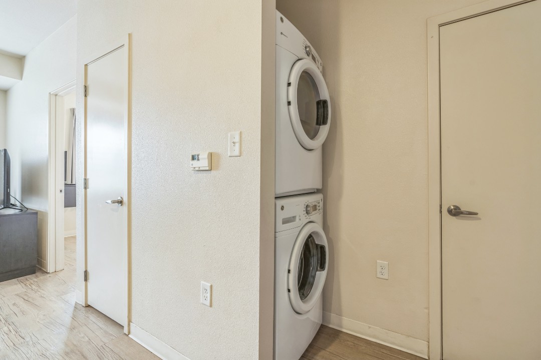 Simplicity At the Rim · Unit 1116  2/2