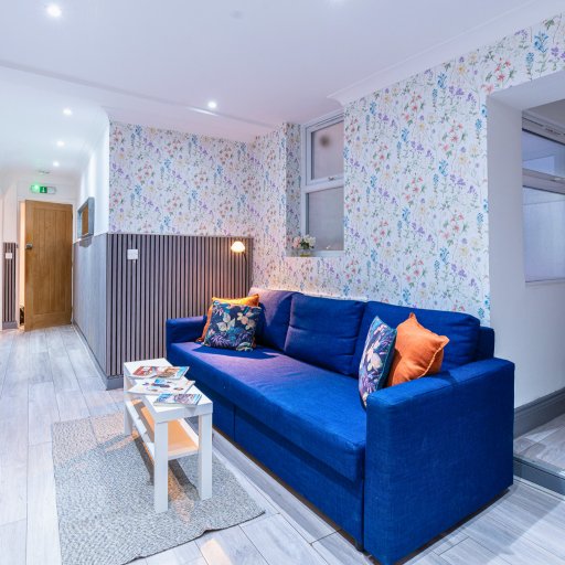 Three Bedrooms 3 Bathrooms Apartment In London