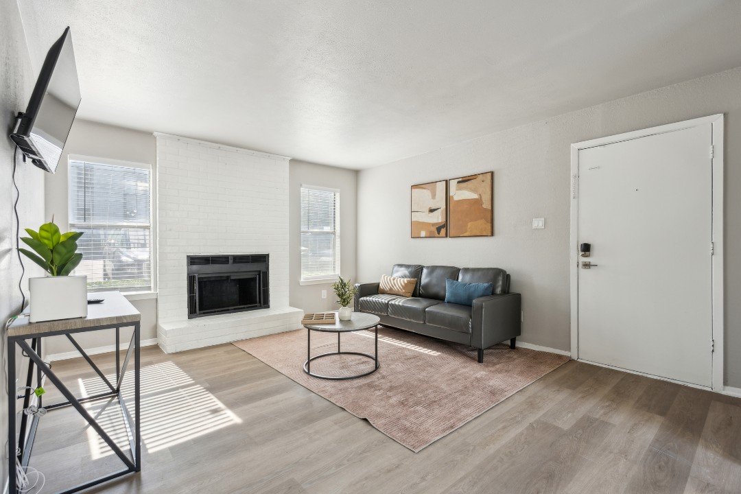 The Chandler · Unit 1111 2/2