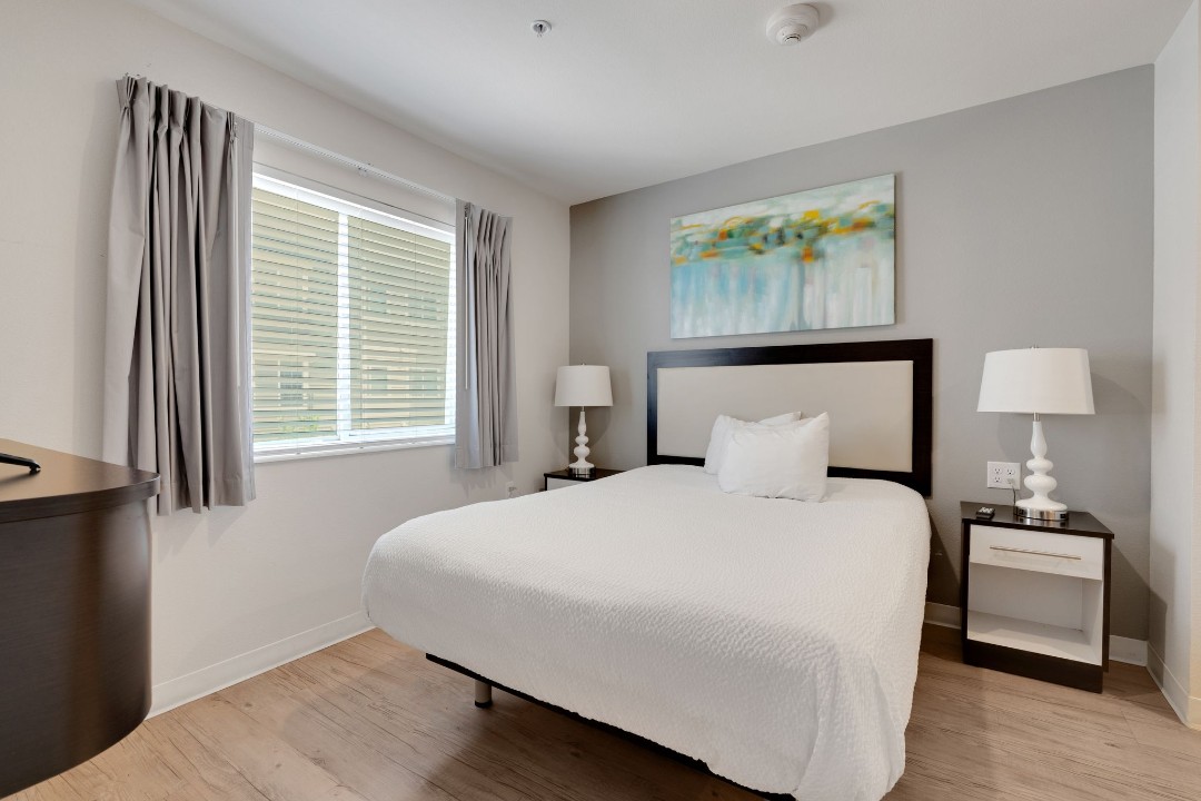 1 Bedroom · Signature layout