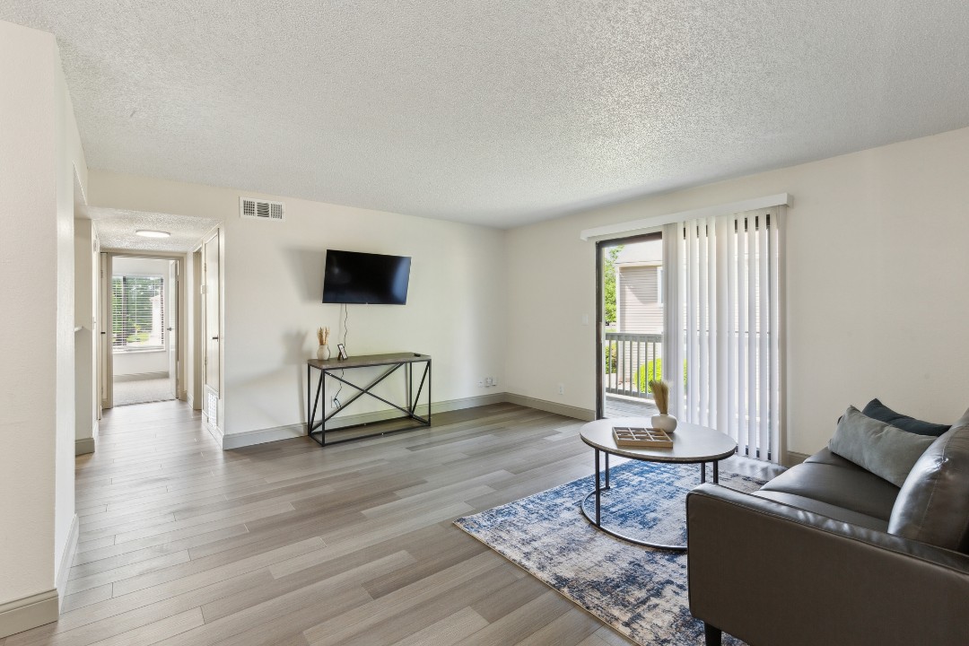 Rosehill Pointe · Unit 122 2/1