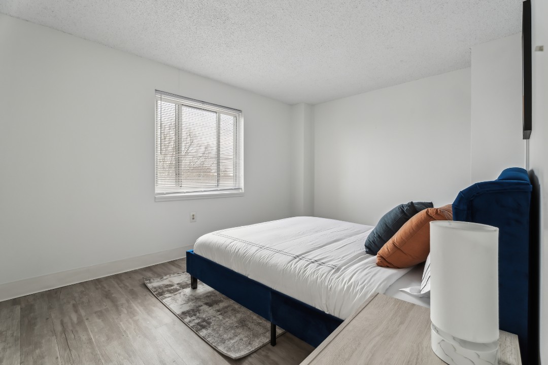 Legacy at Imperial Village · Unit 817 2/2