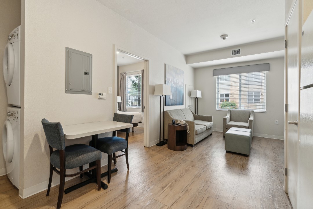 Simplicity At the Rim · Unit 1103  1103 1/1