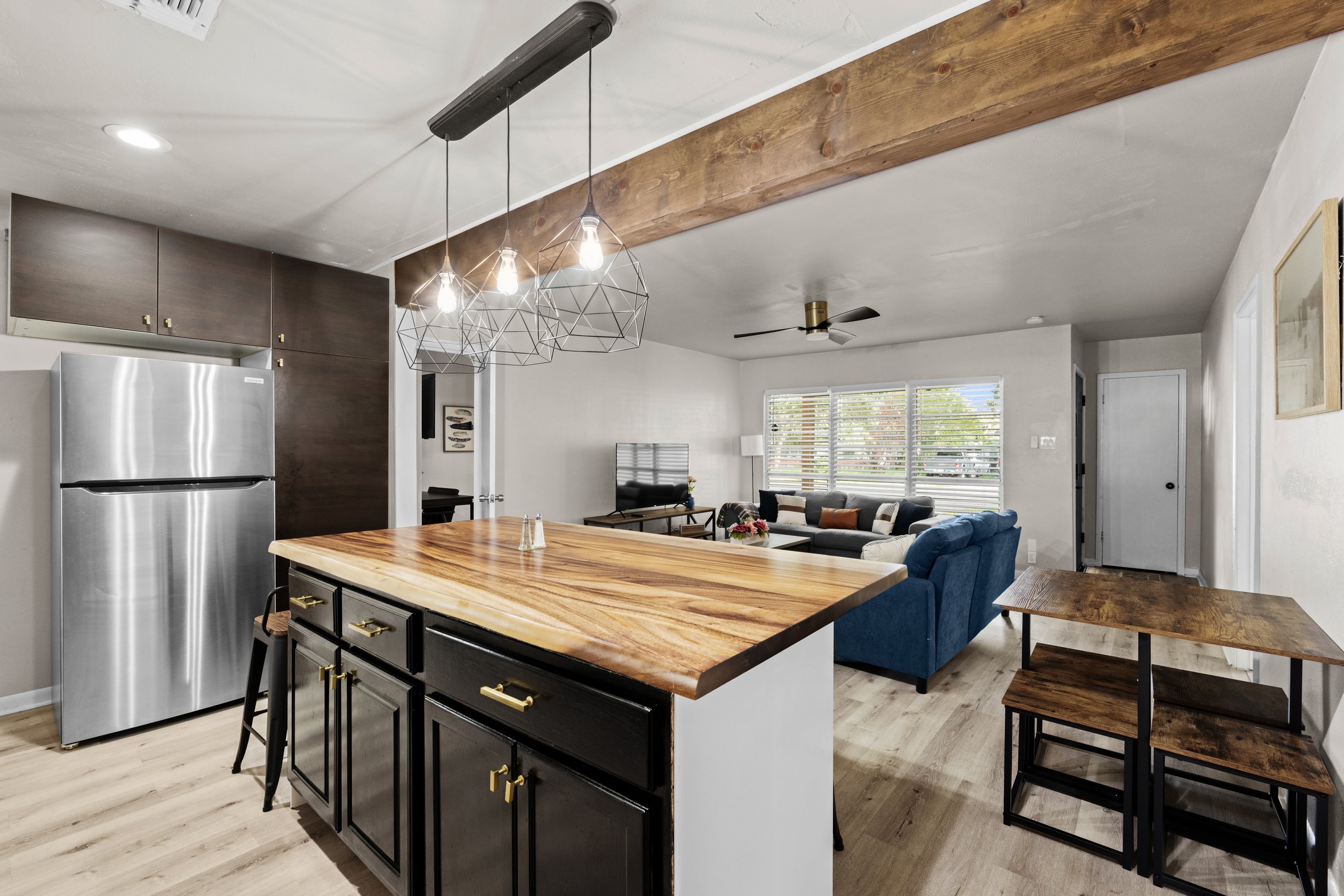 4717 Edith Street photo 5
