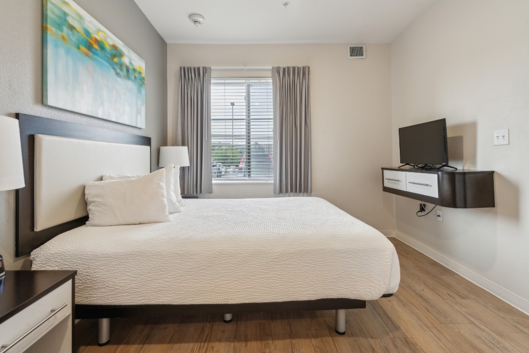 Simplicity At the Rim · Unit 1112  1112