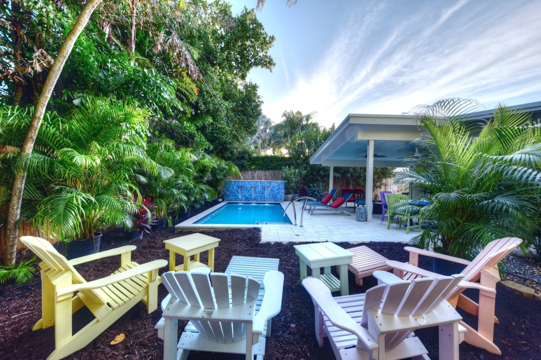 Casita Casa Marina — Adirondack Chairs