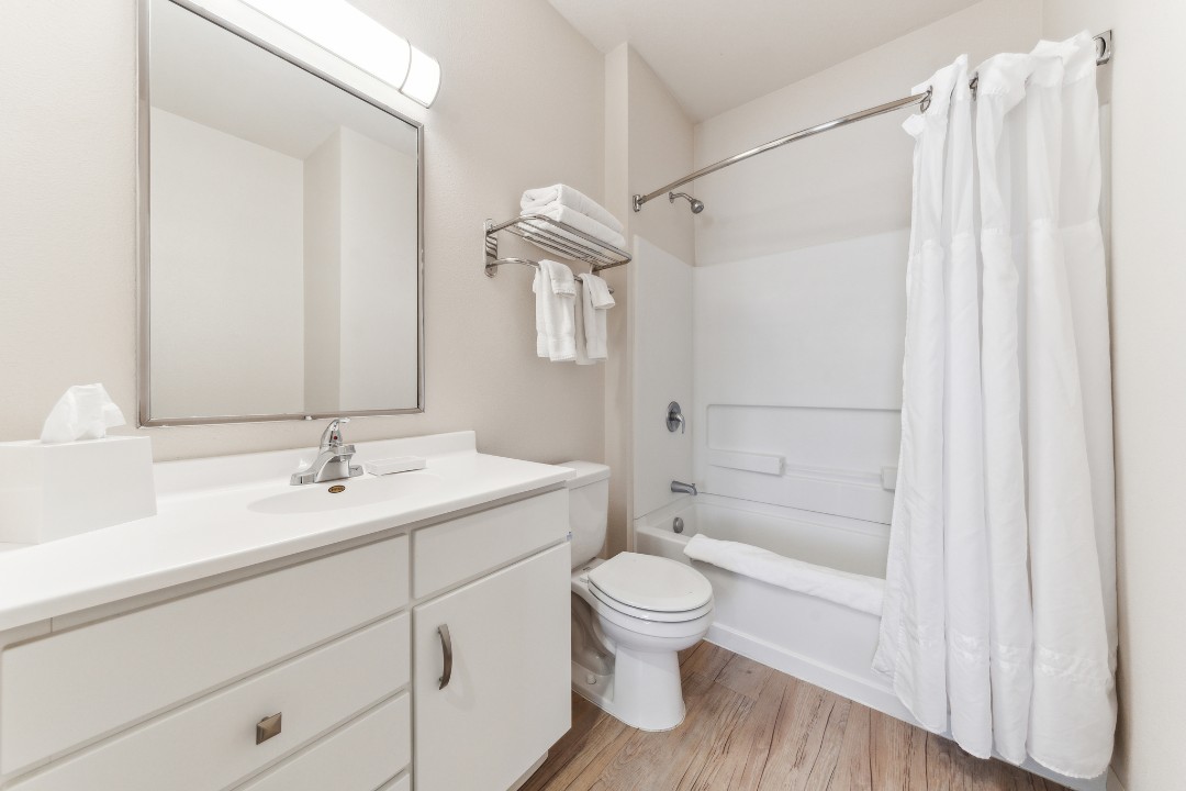 Simplicity At the Rim · Unit 1108  1/1