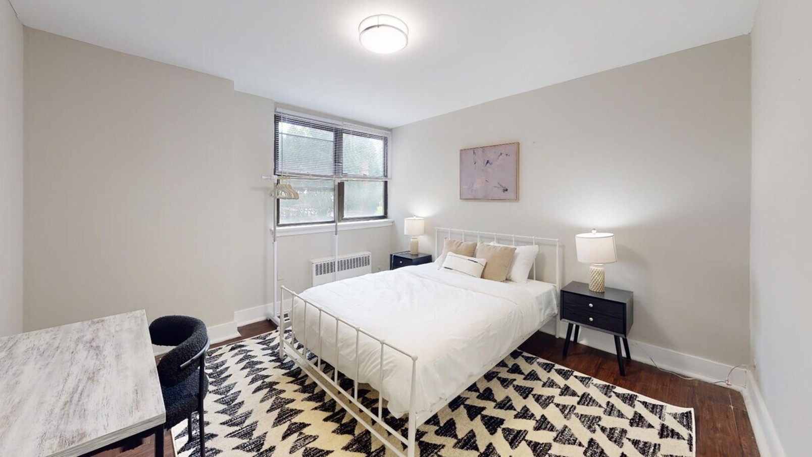 Avenue B152 · Perfect 2br! Pool Parking  photo 3