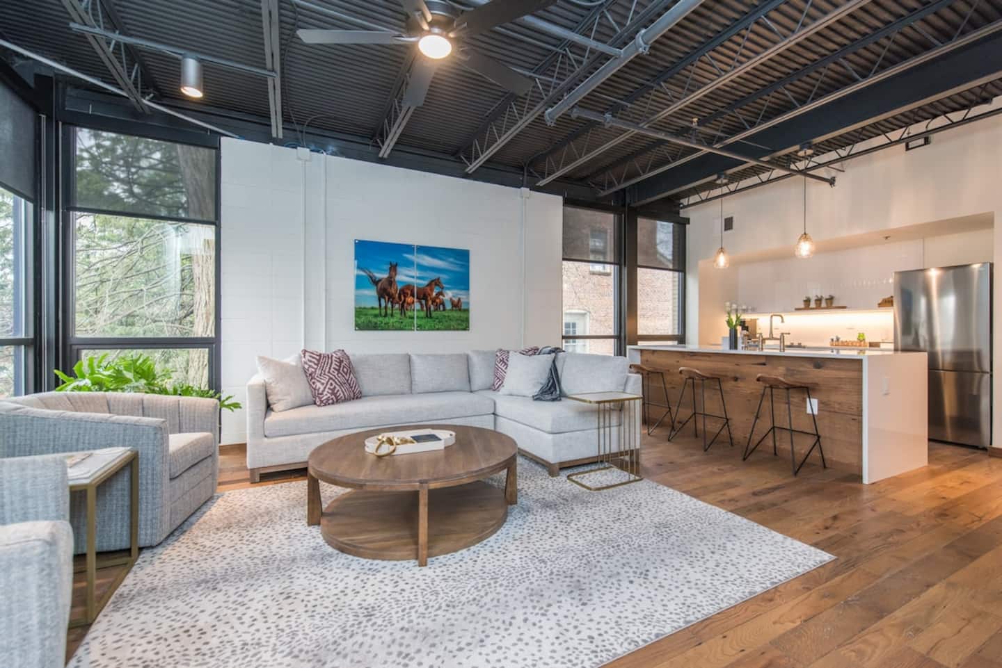 COUNT FLEET @ 3Forty /2BR Apt/ Walk to Rupp Arena