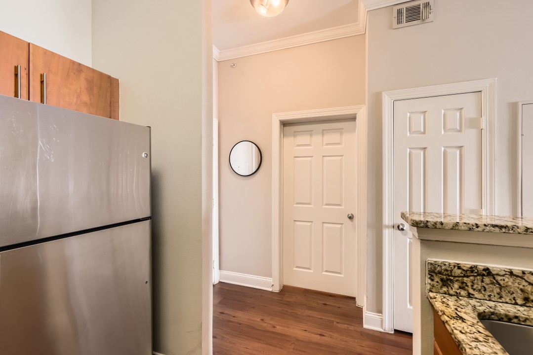Crest at Midtown · Unit 4514 1/1