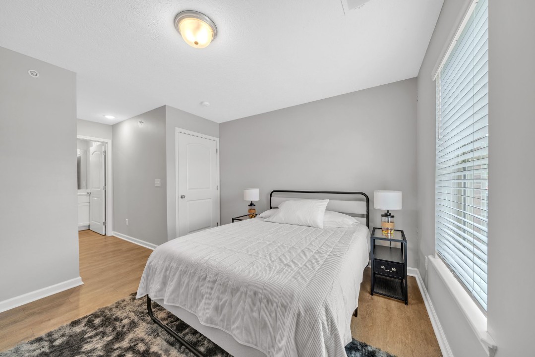 Stonecrest 722, · Unit 2/2