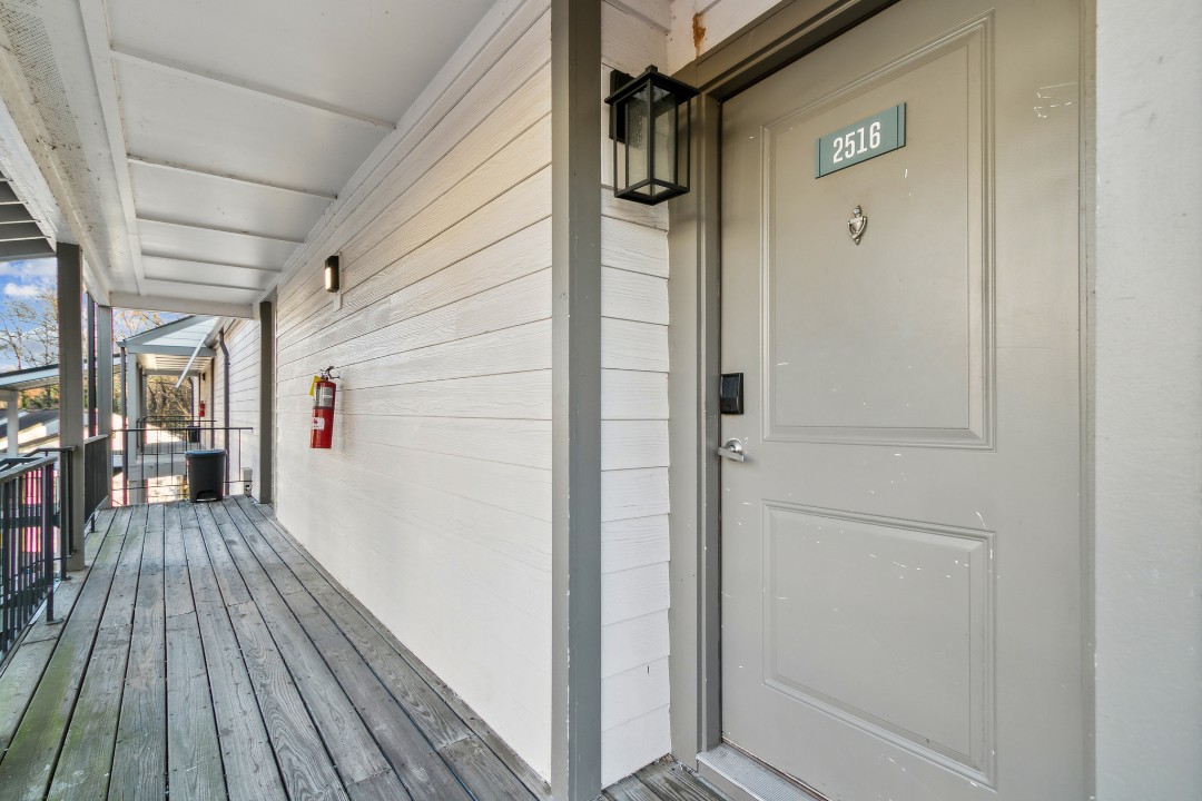 Vinings · Unit 2516 1/1