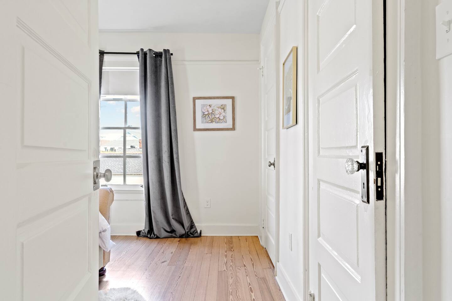 Main bedroom with ensuite bathroom |Third Bedroom