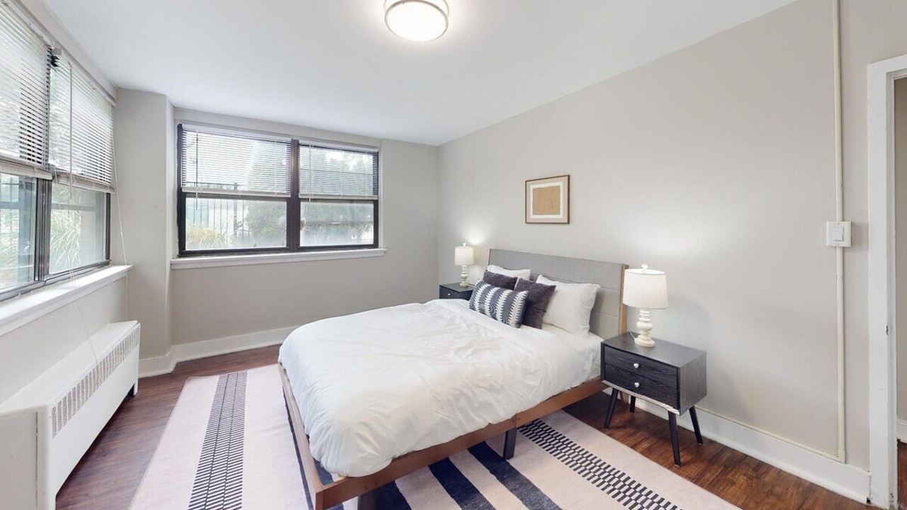 2 Bedrooms · Signature layout