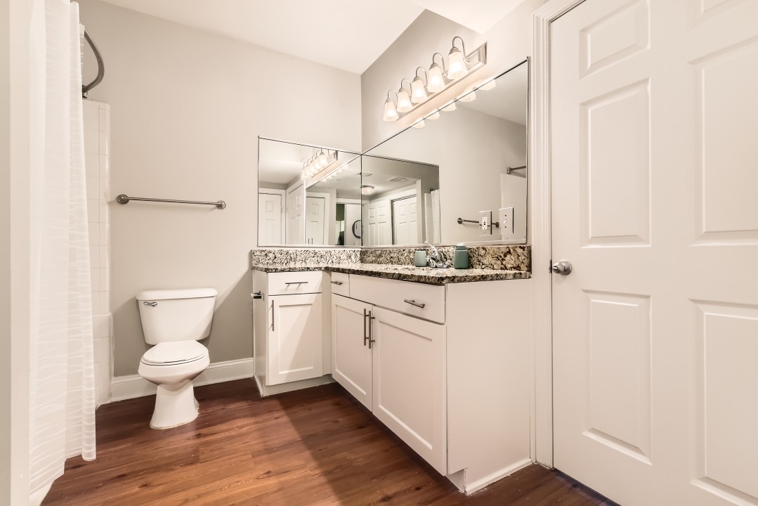 Crest at Midtown · Unit 1323 1/1