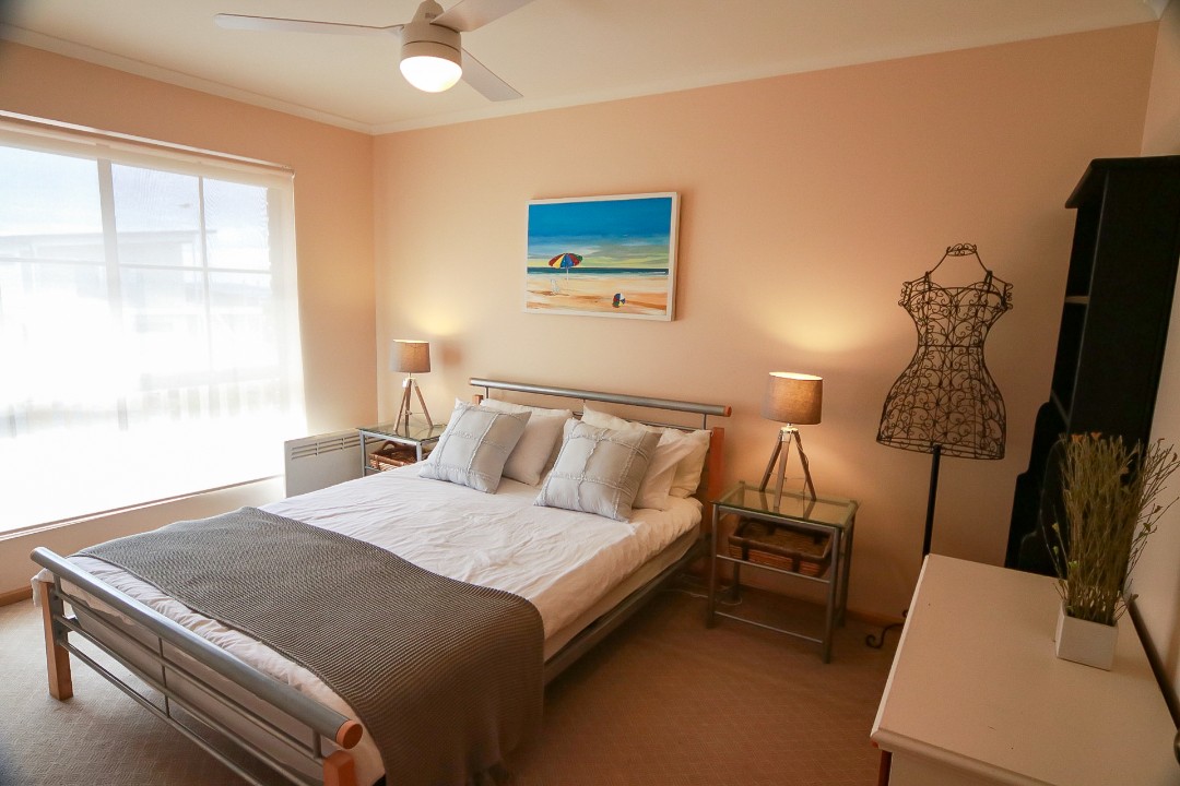 Includes queen beds, bunk beds, king singles, sofa beds—ideal for extended families or groups of friends.