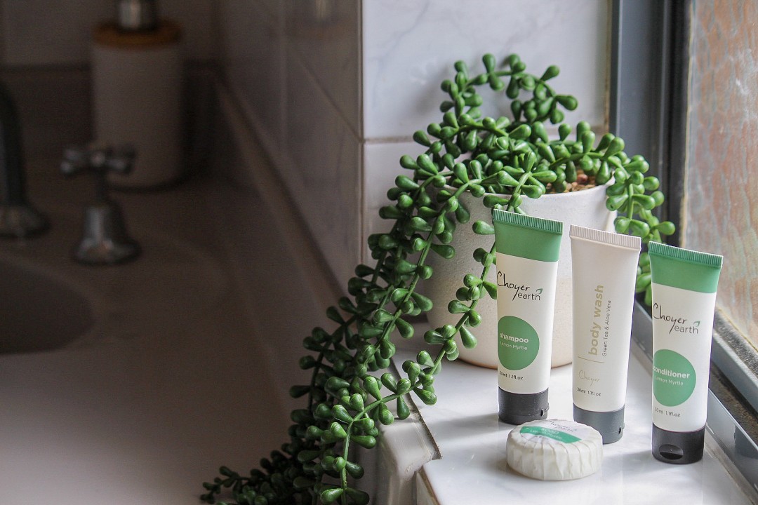 Encounter Bay Family Retreat -supplies and welcome amenities upon check-in. These typically include essentials such as toilet paper, soap, shampoo, and a few other household basics.
Please note that these items are provided as a complimentary starter pack and are not replenished throughout your stay