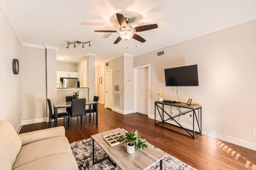 Crest at Midtown · Unit 4505 1/1