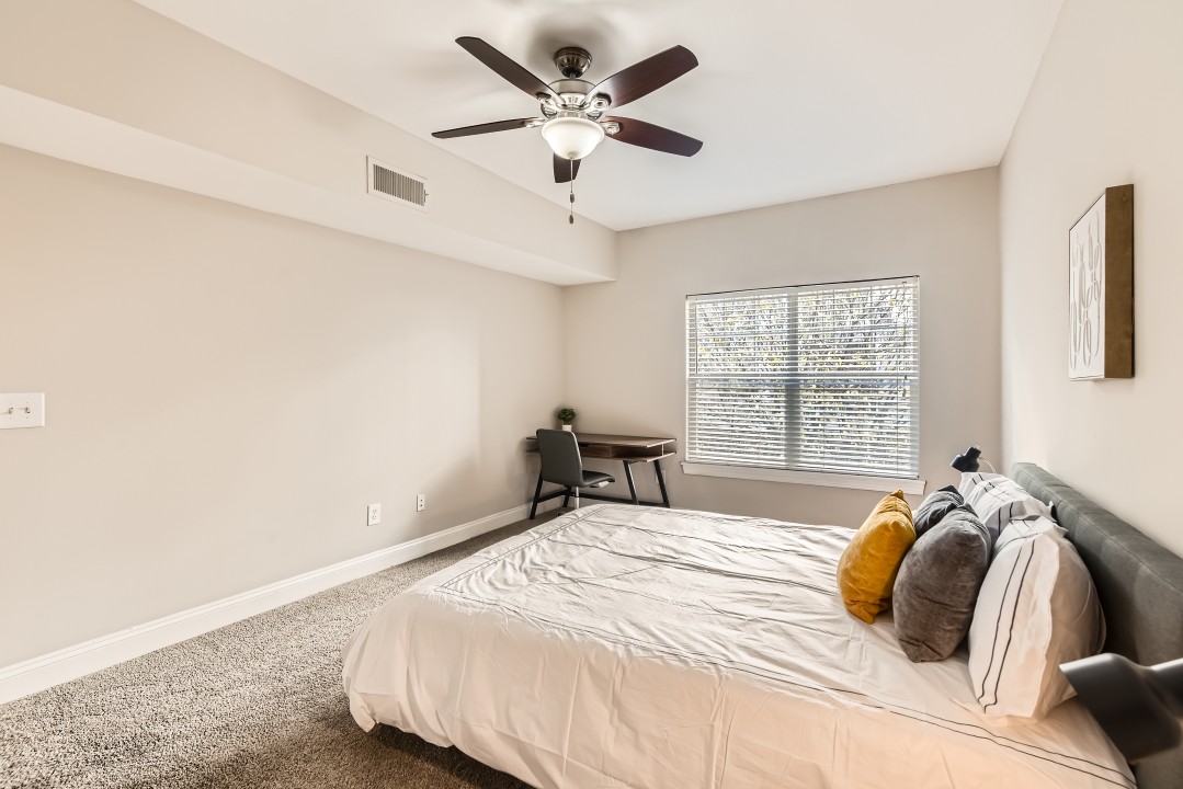 Crest at Midtown · Unit 2302 2/2