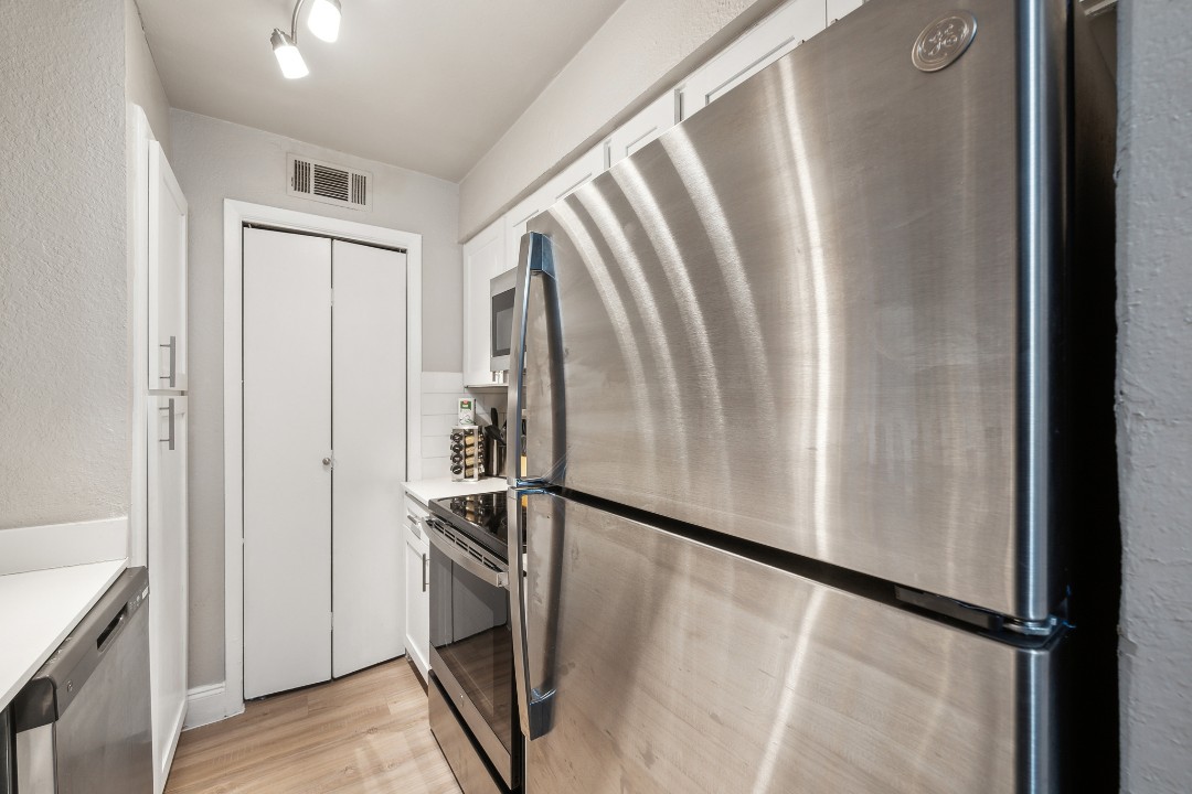 The Chandler · Unit 412 1/1