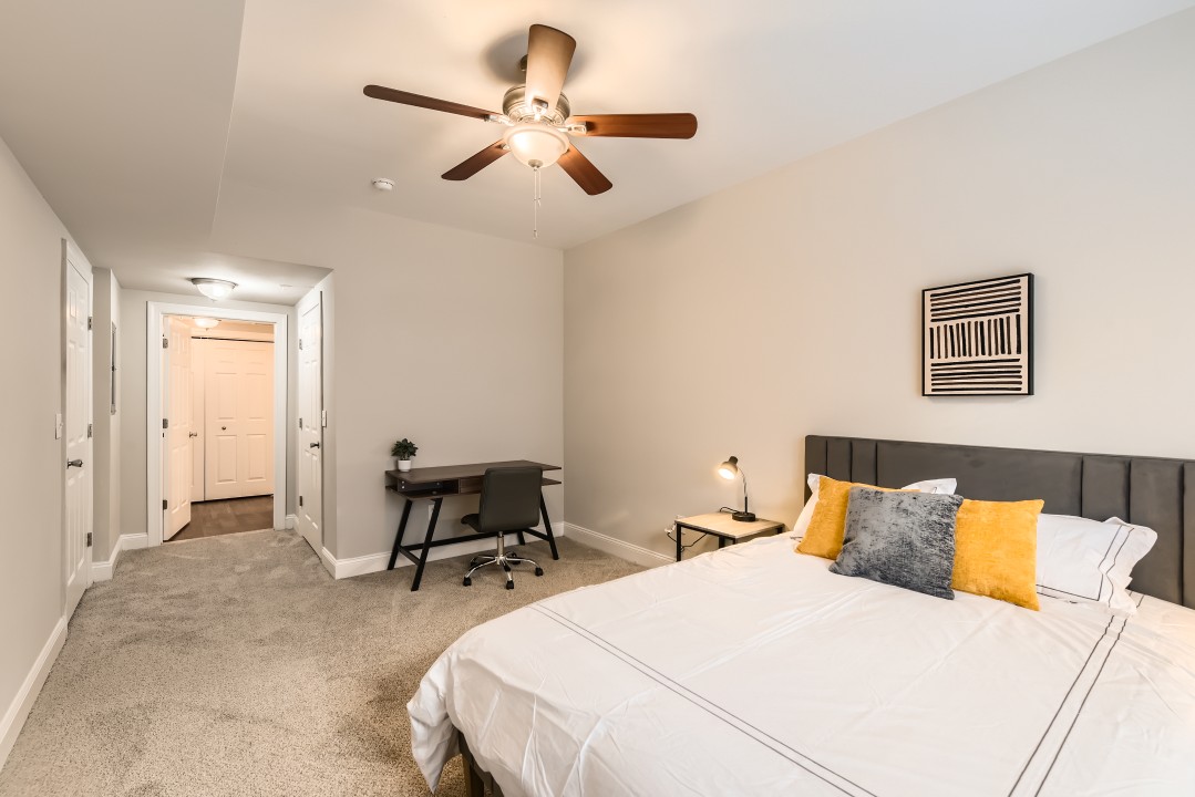 Crest at Midtown · Unit 4218 1/1