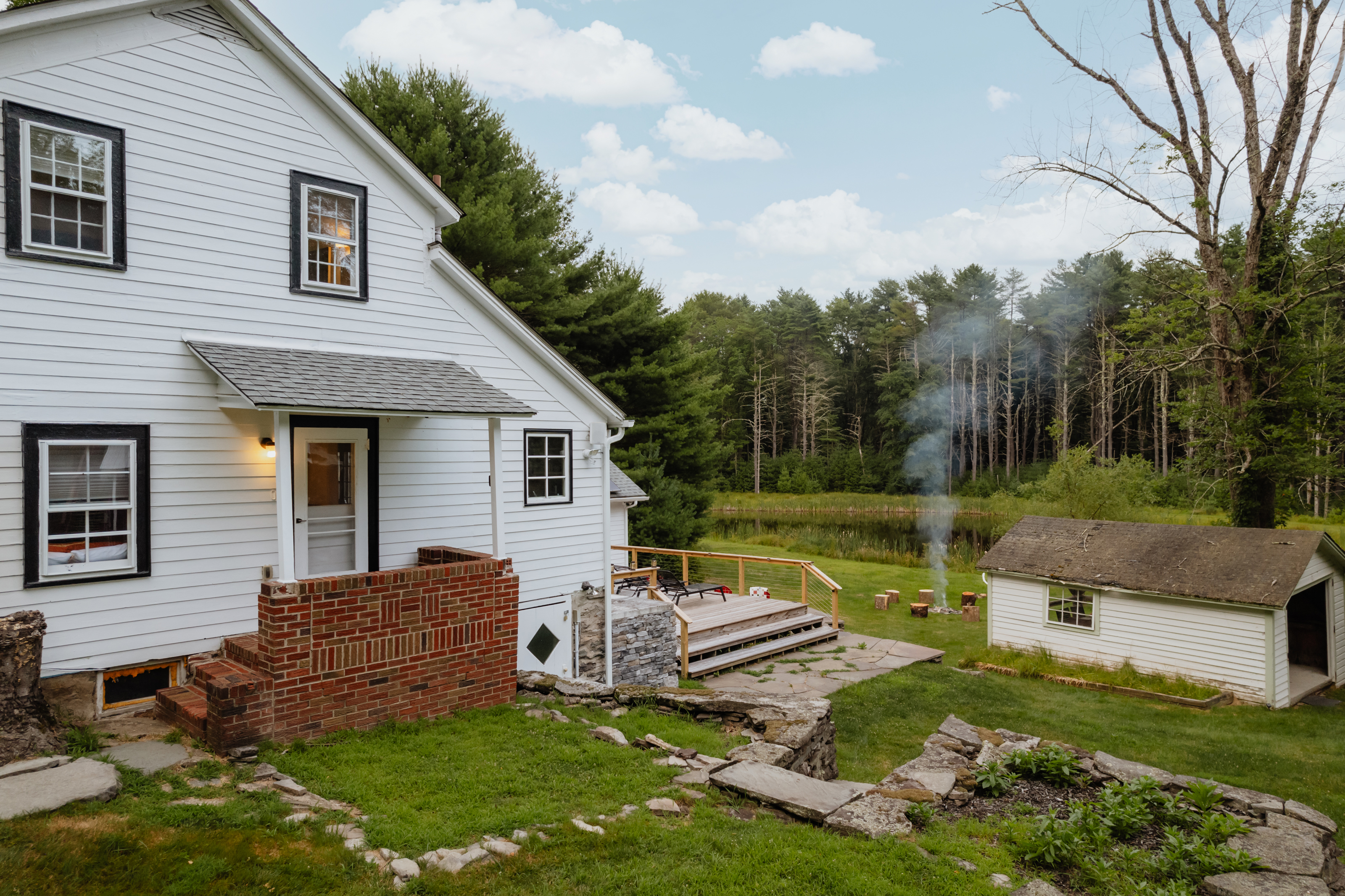 Waterfront 1900s · Hot Tub · Eldred Homestead — Eldred, NY — vacation rental