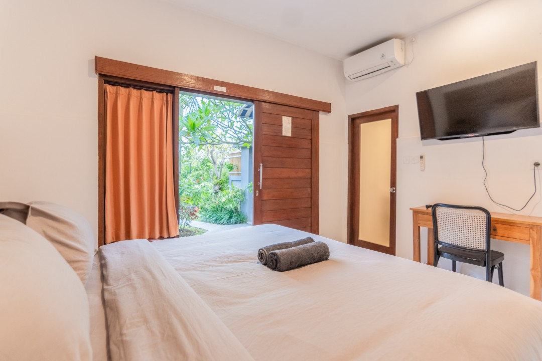 Island Boy Guesthouse – Batu Bolong (Kitchen Access) — photo 2