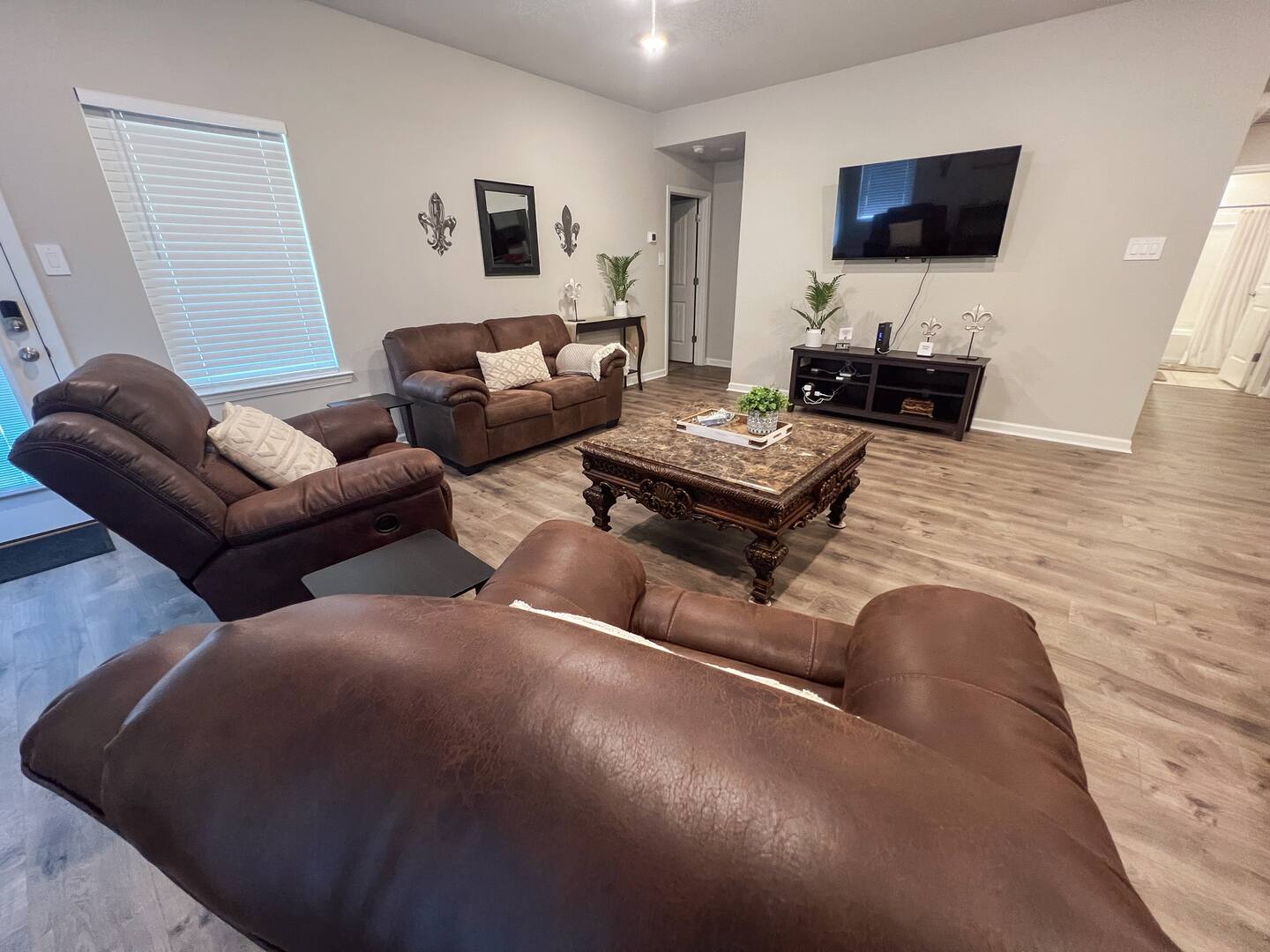 Spacious Home With Dedicated Workspace - Cozy Comfort Retreat - Lake Charles, LA