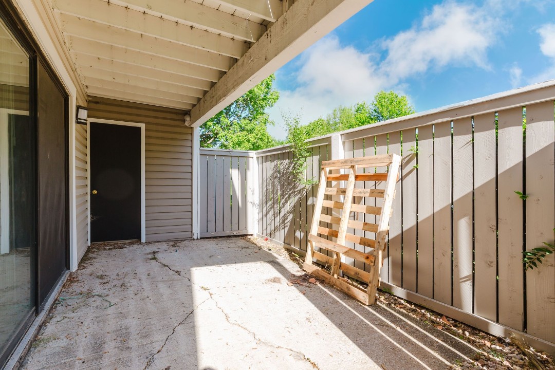 Rosehill Pointe · Unit 185 1/1