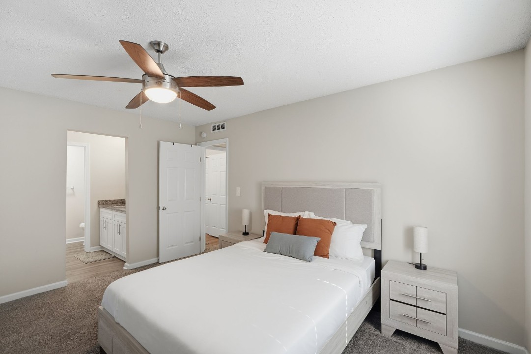 Crest at East Cobb 1828K · Unit 2/2