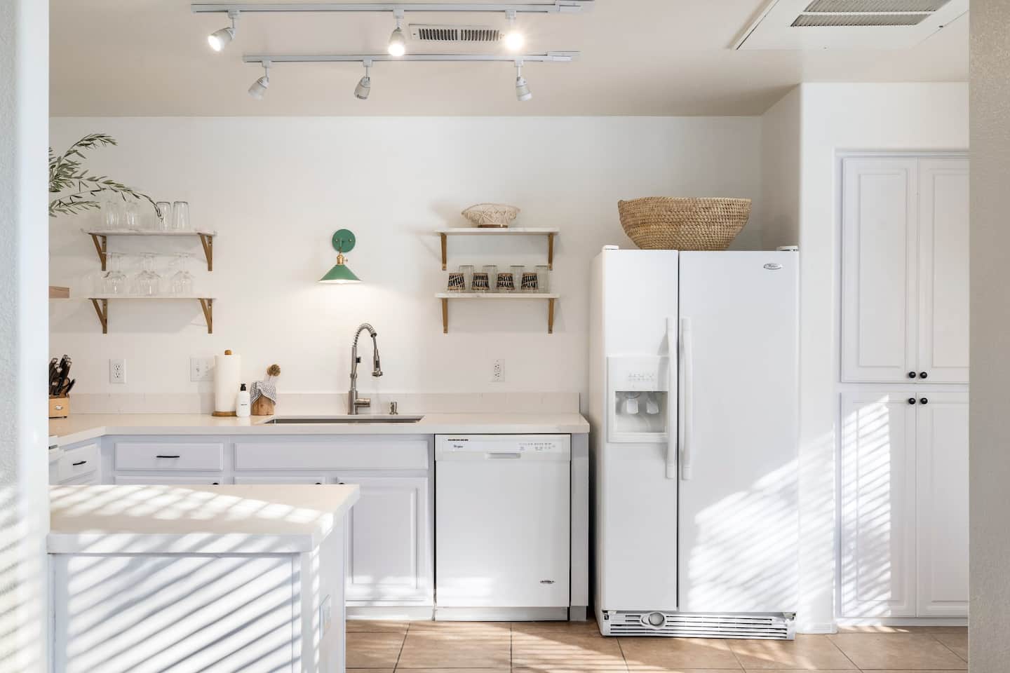 Immaculate North Scottsdale Condo Near Westworld — Scottsdale, AZ — vacation rental