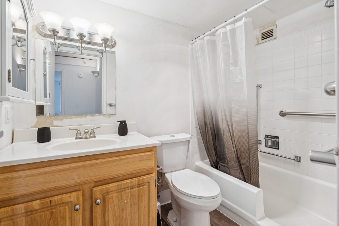 Legacy at Imperial Village · Unit 606 1/1