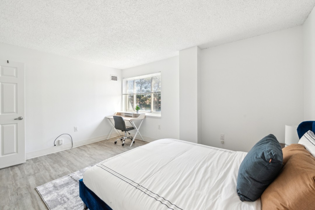 Legacy at Imperial Village · Unit 517 2/2