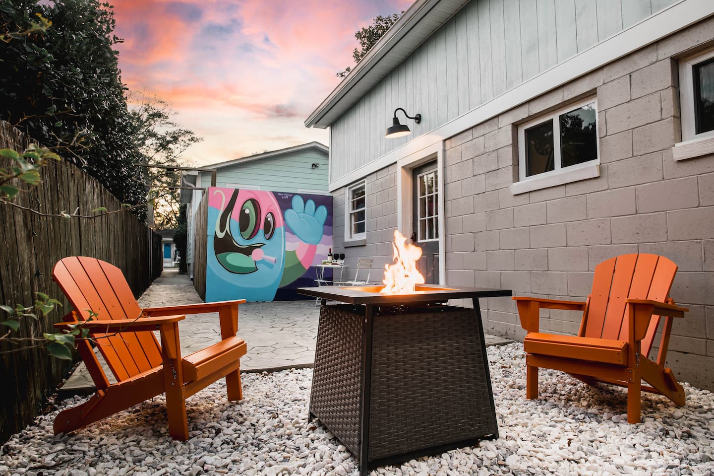 Industrial Loft W/ Fire Pit · Walk To Dining - North Charleston, SC