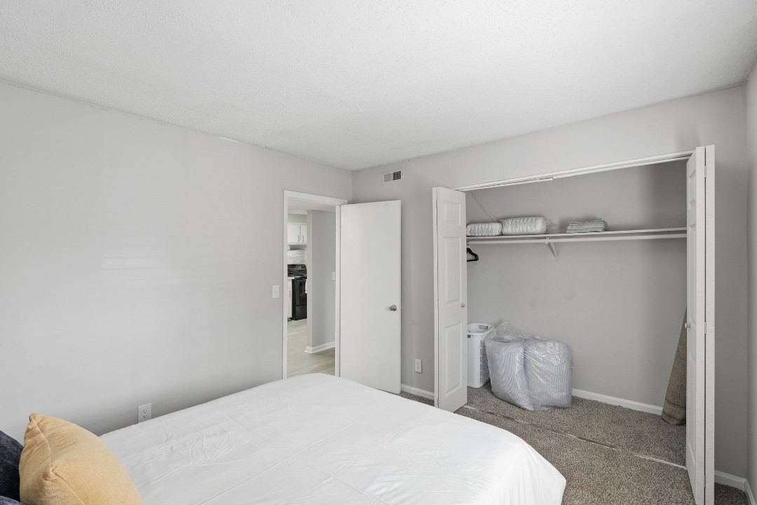 Tucker Square 2/1.5 · Unit 1318G