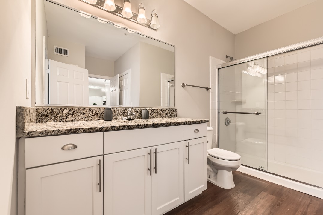 Crest at Midtown · Unit 2302 2/2