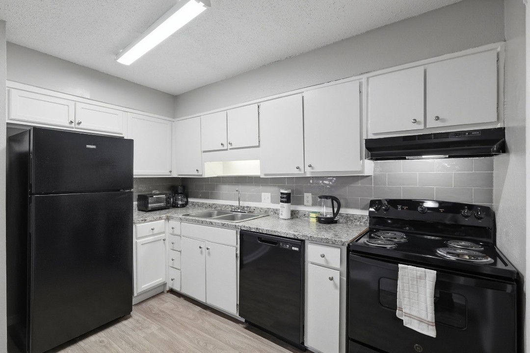 Tucker Square 2/1.5 · Unit 1302C