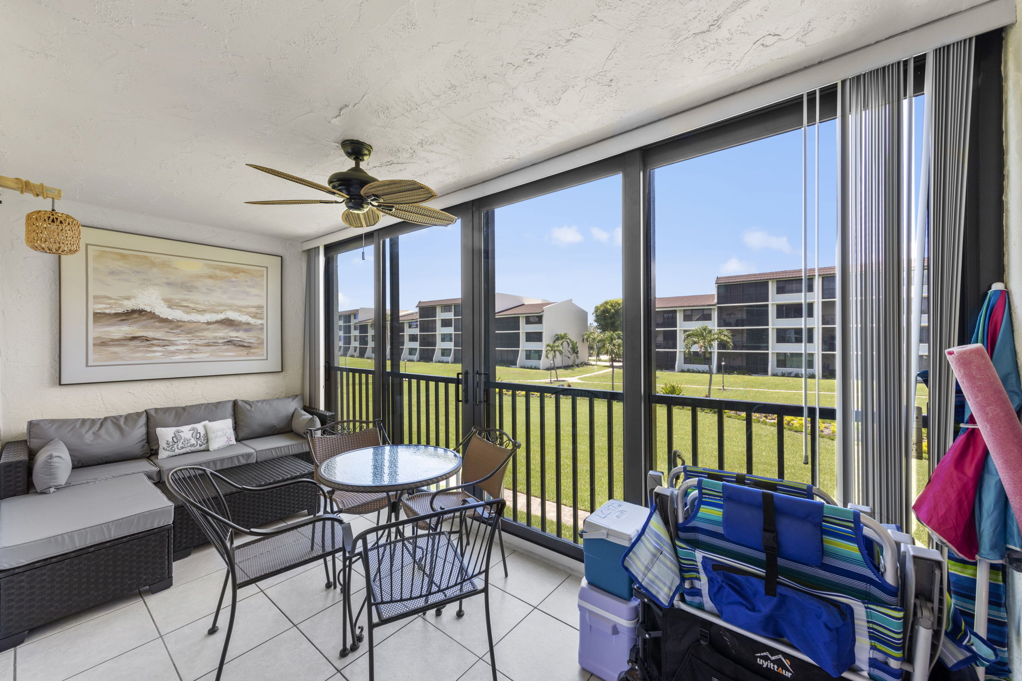 #472 Beachfront + 2 Bikes + Beach Equipment  — Sanibel Island, FL — vacation rental