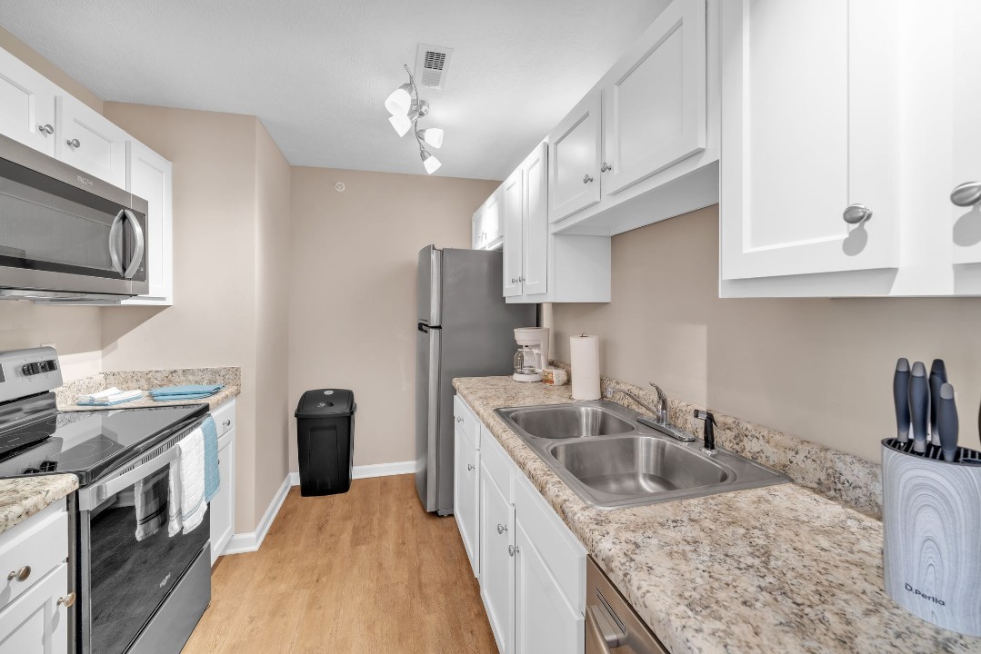 Stonecrest 620, · Unit 2/2
