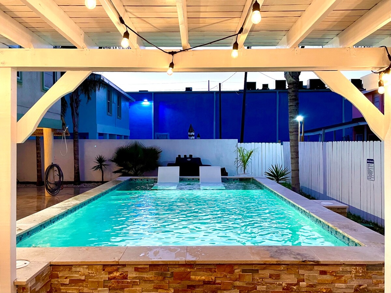 Pelican House-Private Pool & Hot Tub Sleeps 16 — South Padre Island, TX — vacation rental