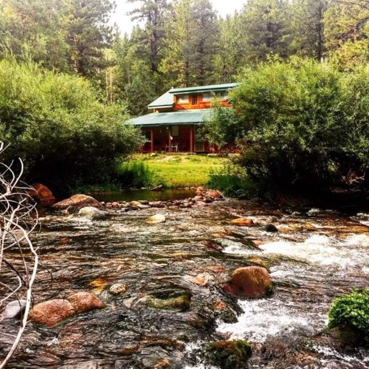 Mammoth Creek Cabin
