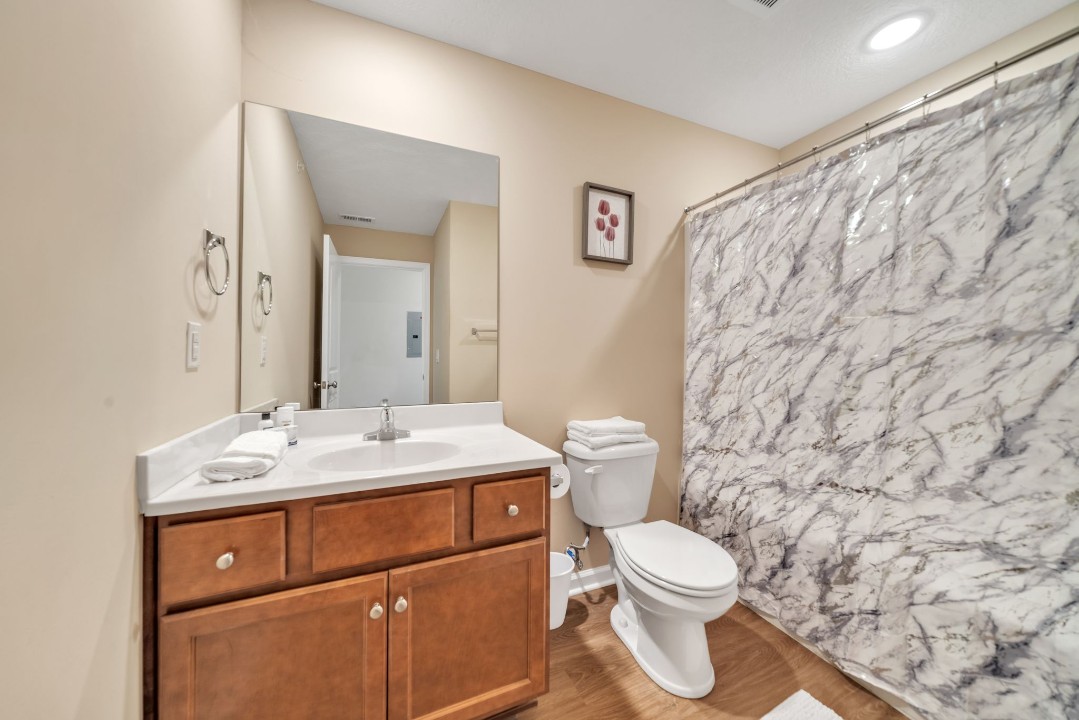 Stonecrest 701, · Unit 2/2