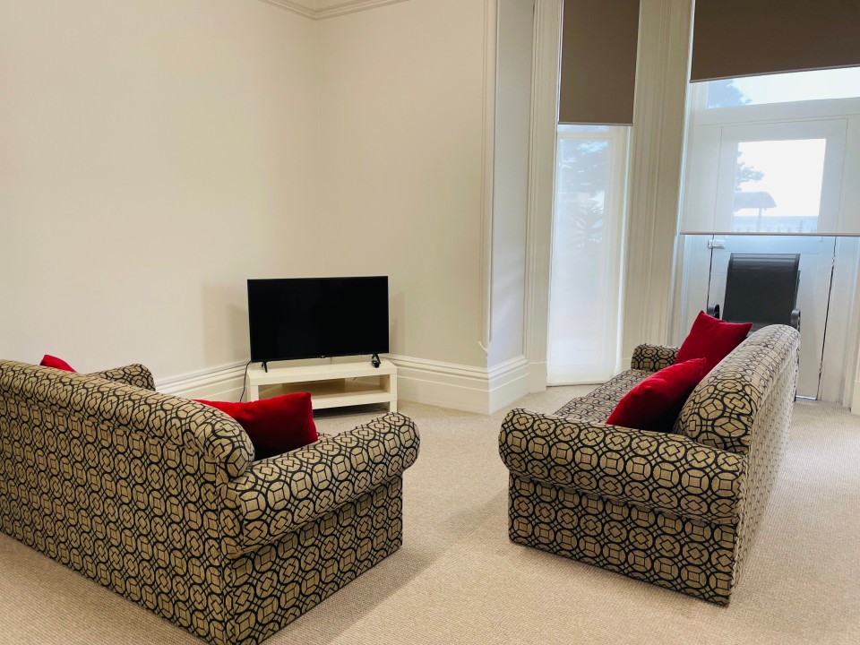 Generously proportioned living, dining, and kitchen areas for a comfortable extended stay.
