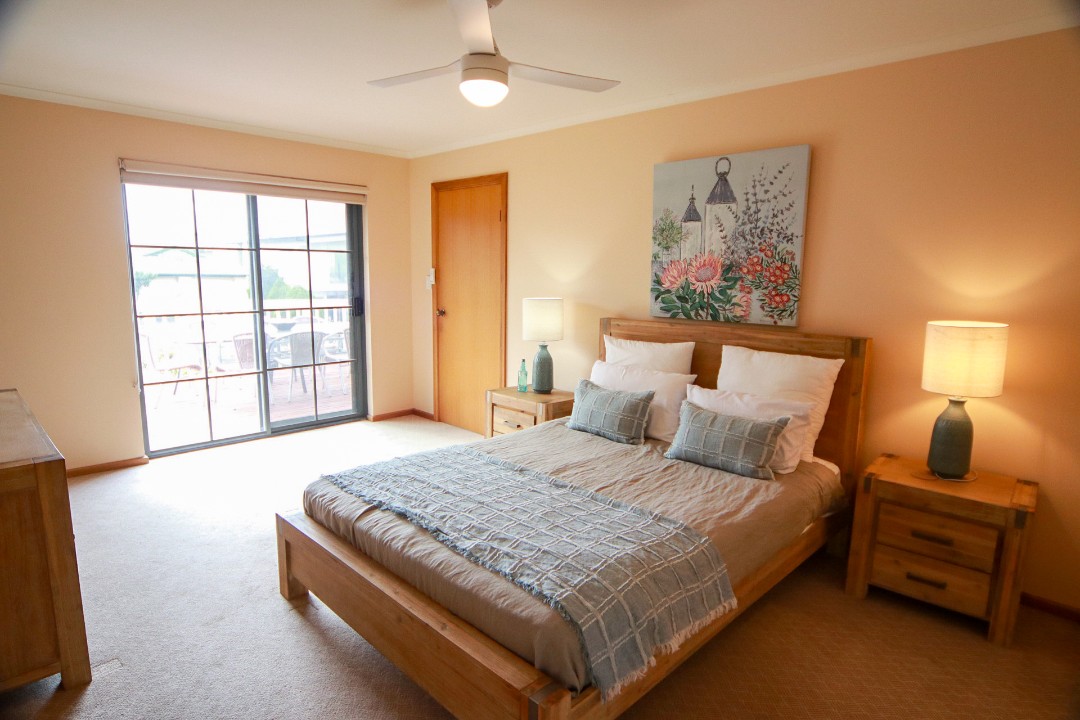 Sleeps up to 12 guests with 3 well-appointed bedrooms and multiple flexible sleeping areas including fold-out beds and king singles in shared zones.