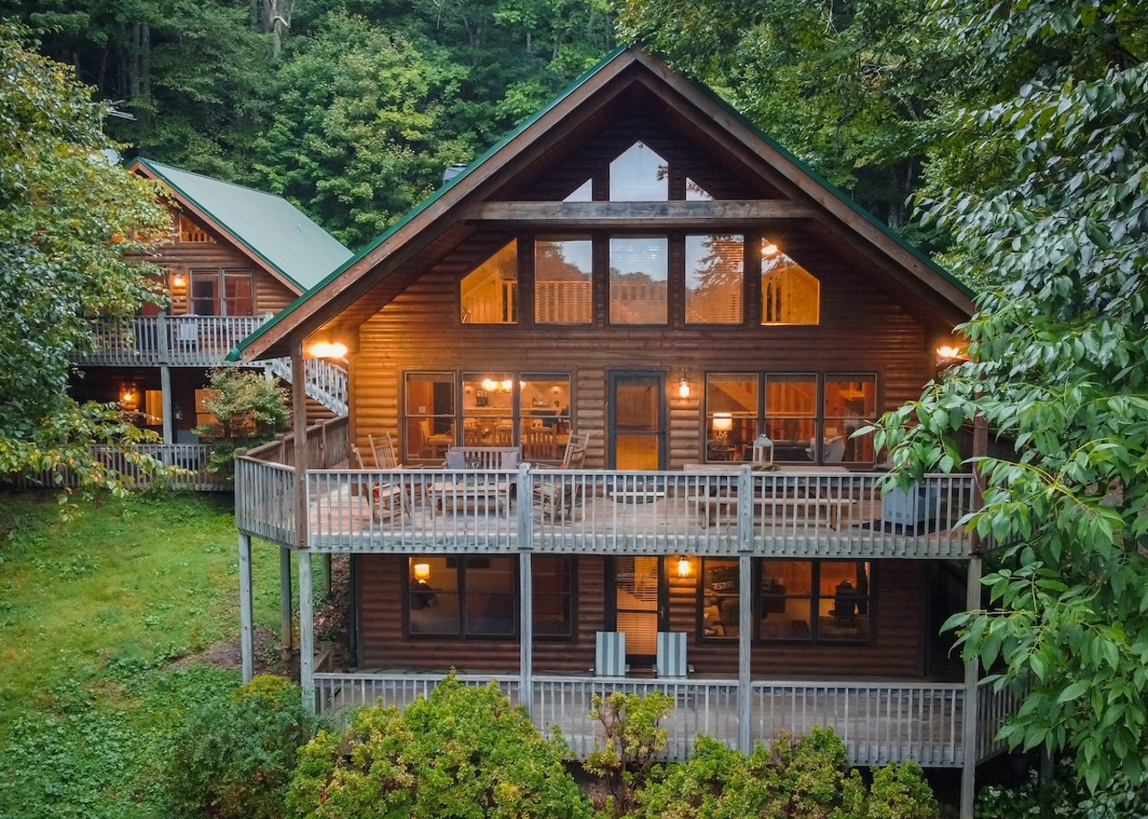 Spring Brook Mountain Retreat-Hot Tub+Fire Pit — Mars Hill, NC — vacation rental
