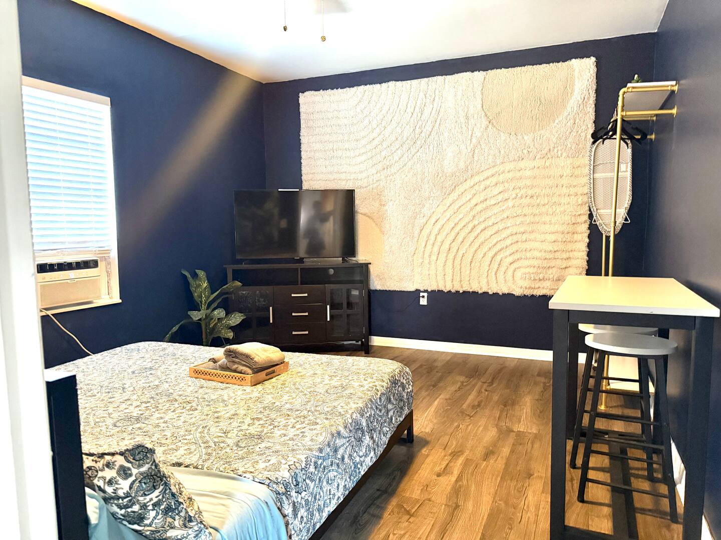 Charming Hideaway With Cozy Amenities - Delightful Retreat - St. Augustine, FL