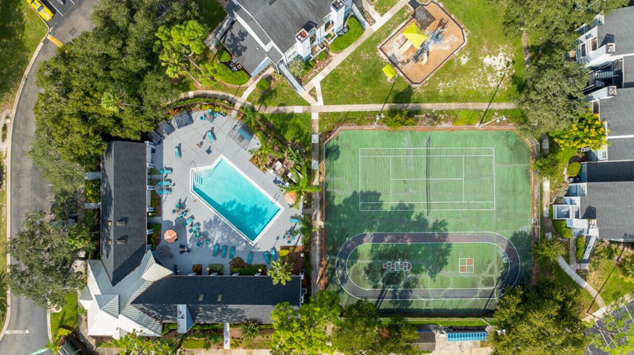 Avenue · Unit at Winter Springs 29-203 2/2