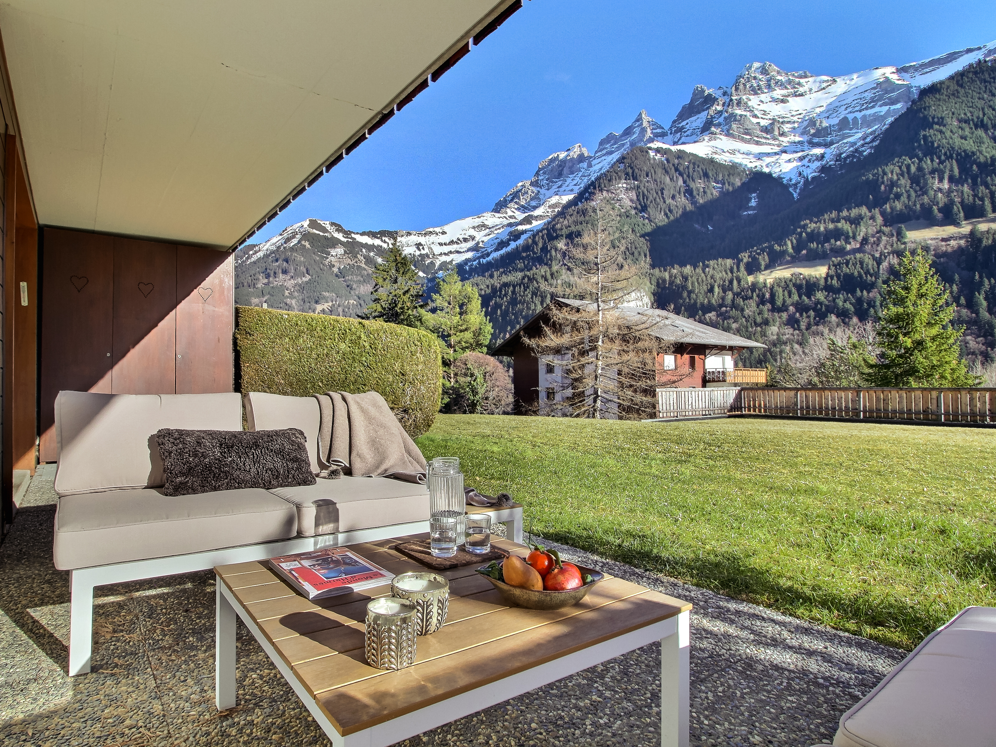 Tranquil location, terrace & relaxation in Champéry, Valais