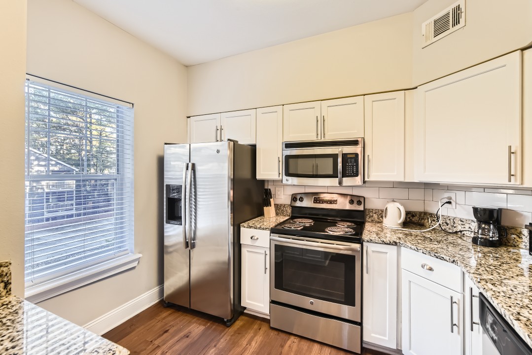 Crest at Midtown · Unit 4117 1/1